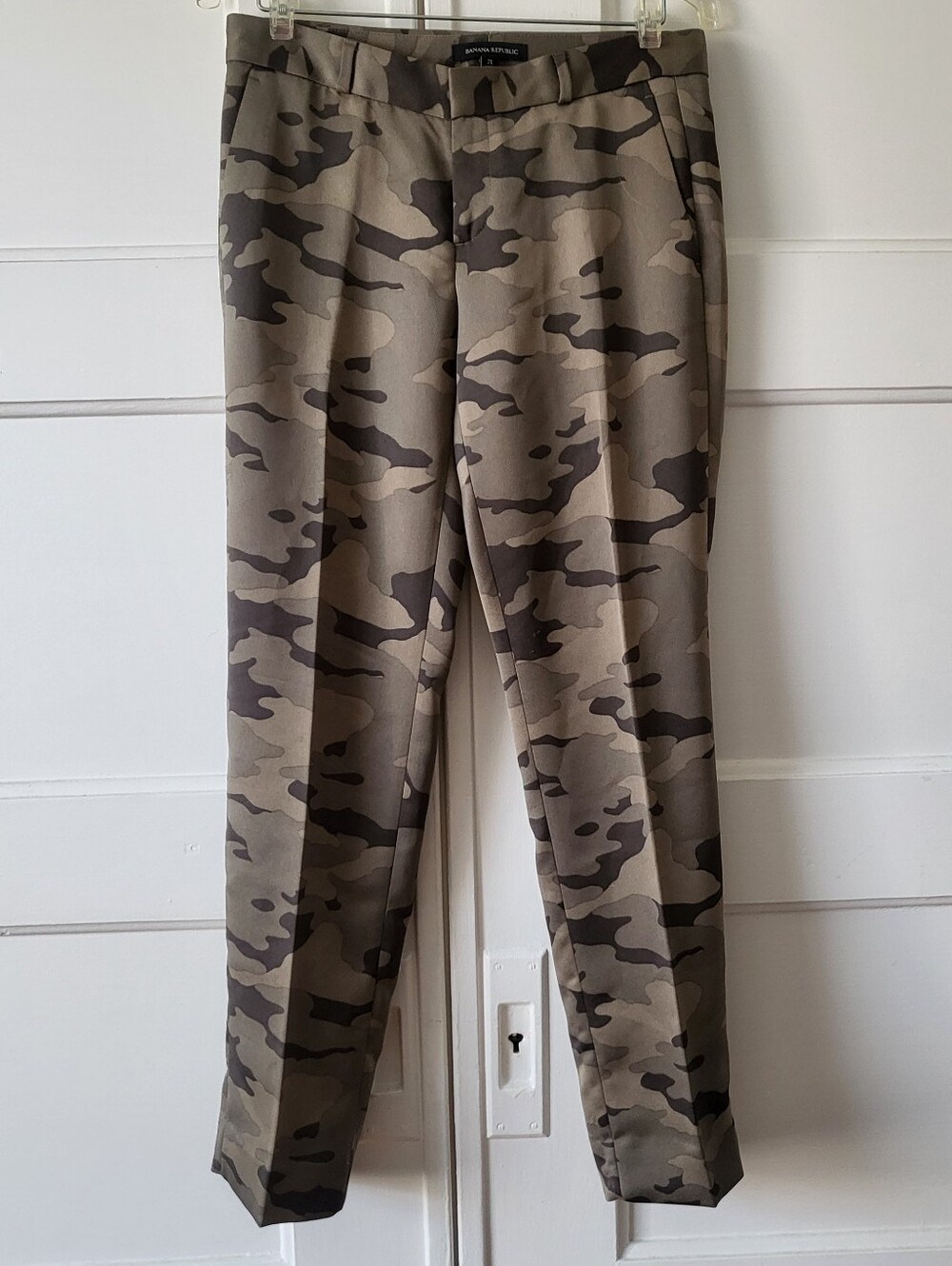 Banana Republic Avery Camo Pants Skinny Low Rise Size 2 Long